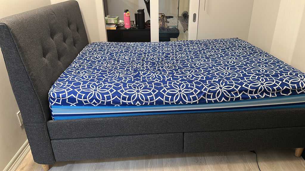 Queen size bed with 4 storage compartments