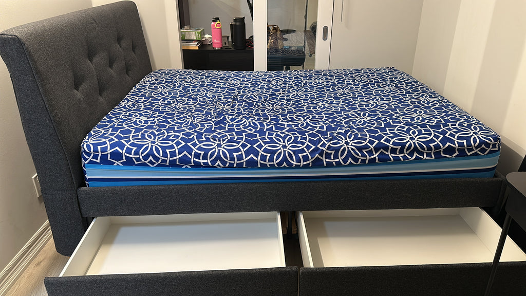 Queen size bed with 4 storage compartments