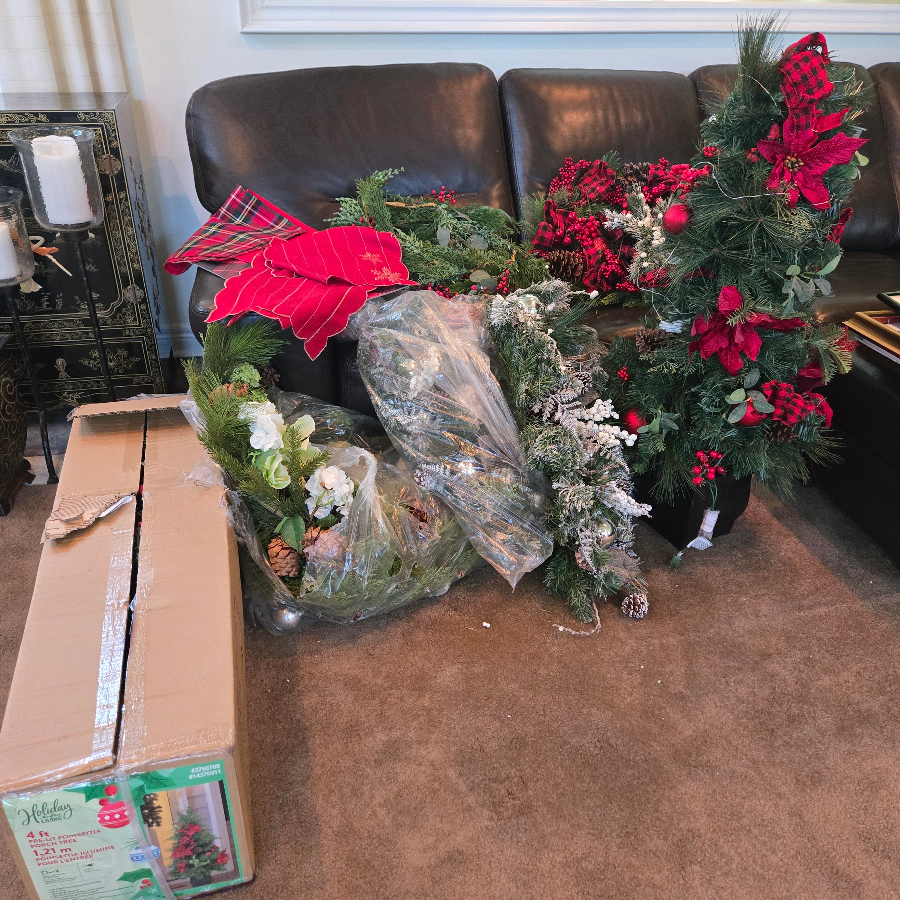 Ultimate Festive Holiday Décor Lot – Luxury Christmas Wreaths, Garland & Floral Arrangements