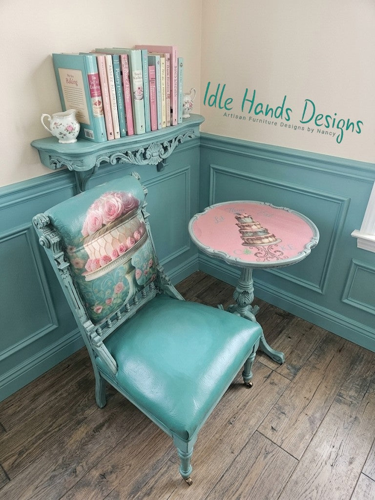 Bistro Set - "Let Them Eat Cake" Accent