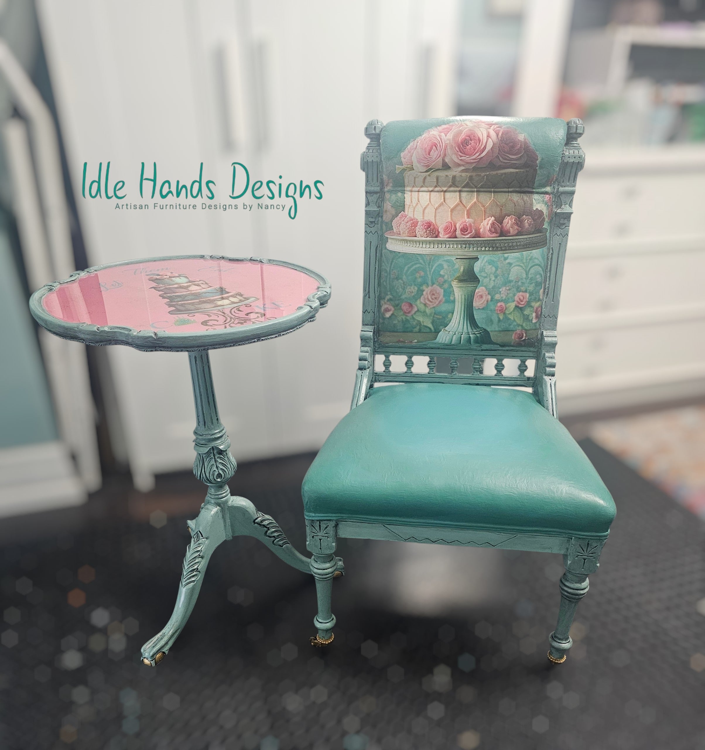 Bistro Set - "Let Them Eat Cake" Accent