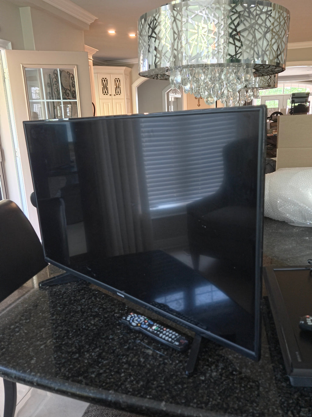Insignia 43" 4K UHD LED Smart TV (Fire TV Edition)