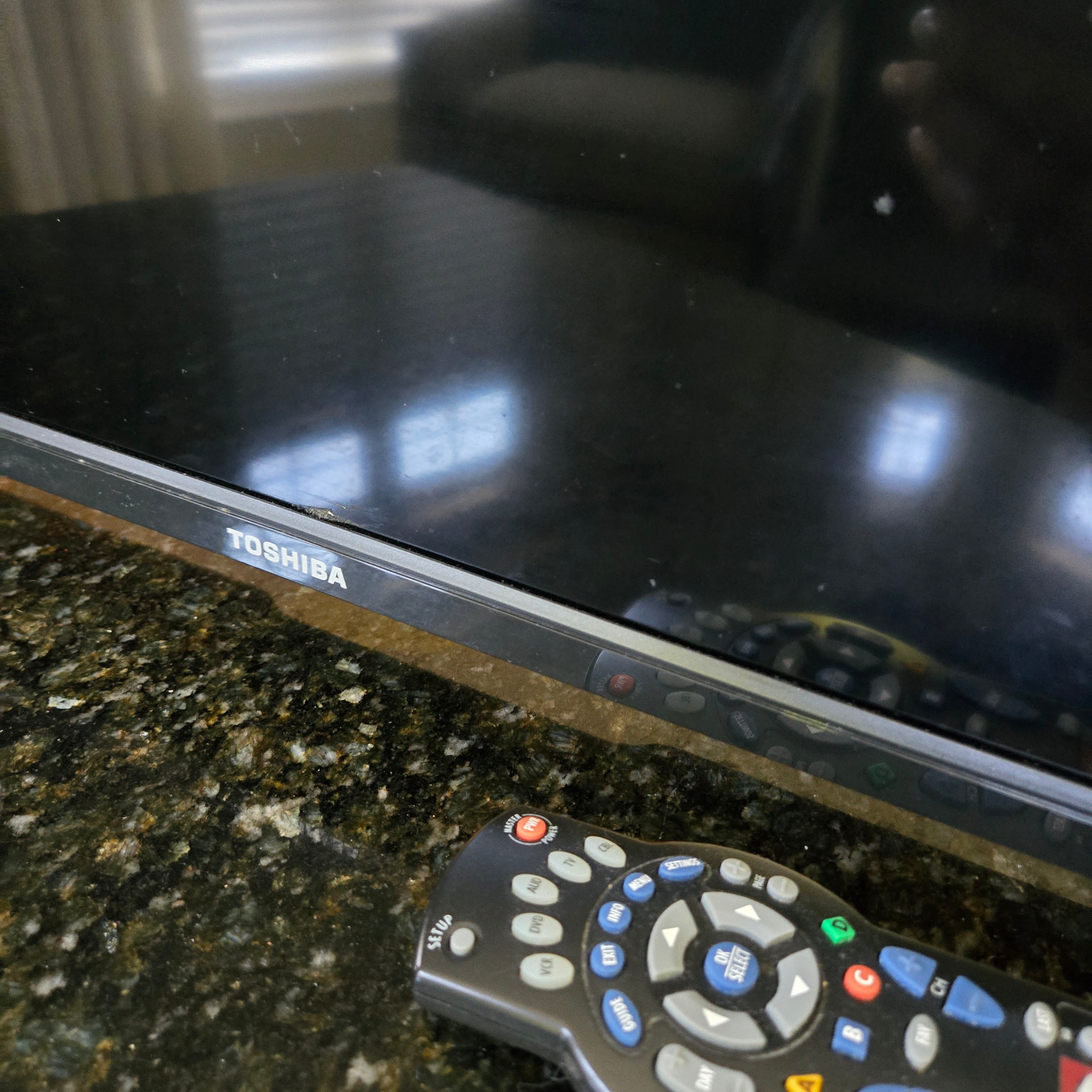 Insignia 43" 4K UHD LED Smart TV (Fire TV Edition)