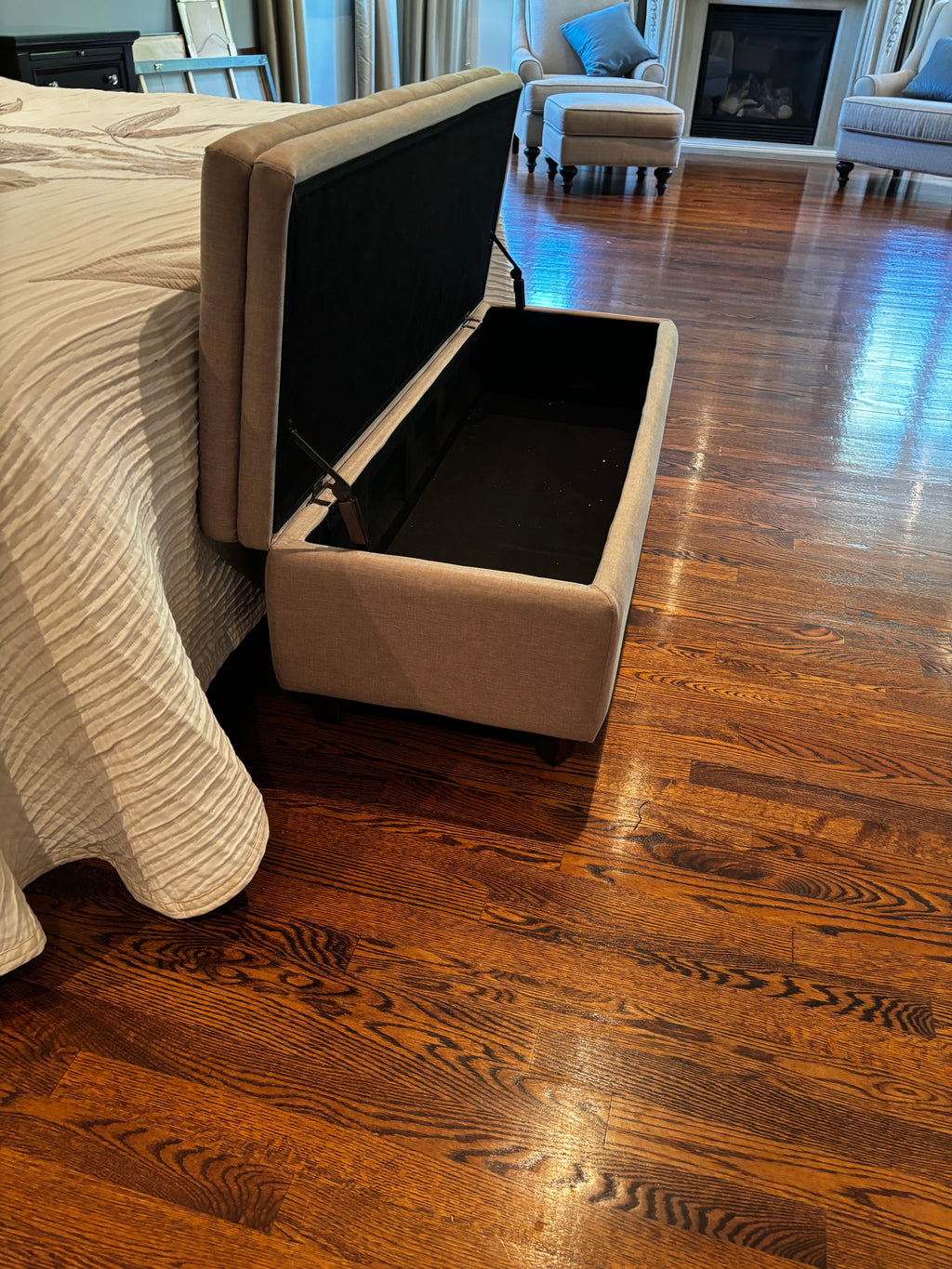 Tufted Storage Ottoman Bench - Beige / Cream Fabric