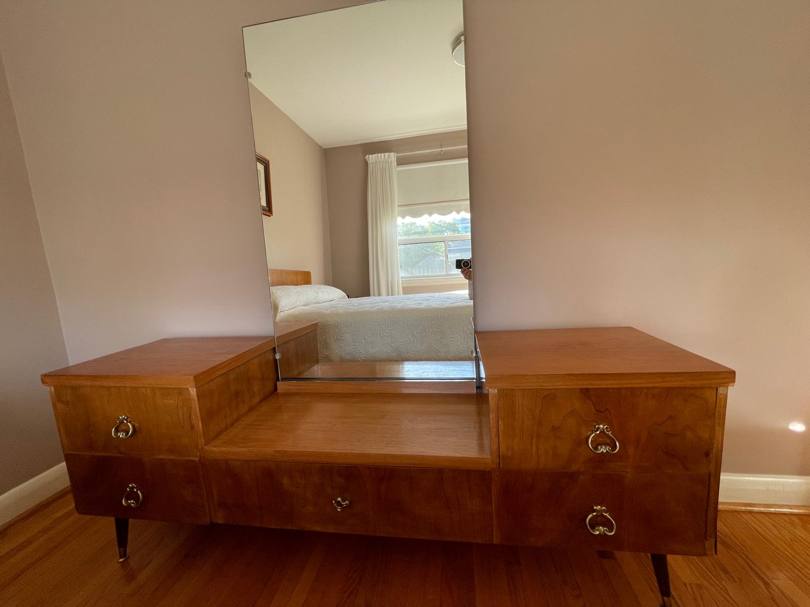 Vintage Style Bedroom Furniture Entire Set
