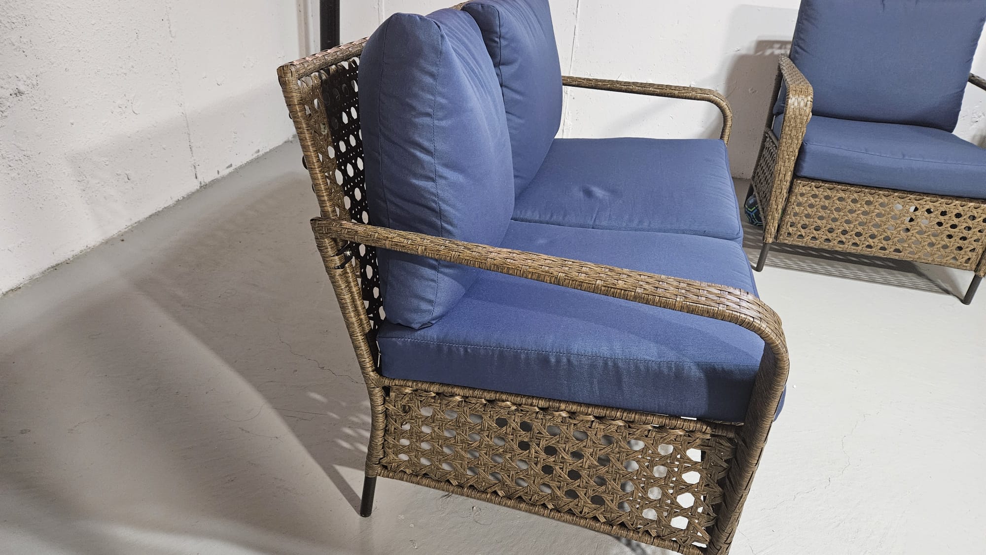 outdoor all-weather wicker patio loveseat sofa