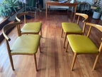 Set of 4 mid century modern chairs