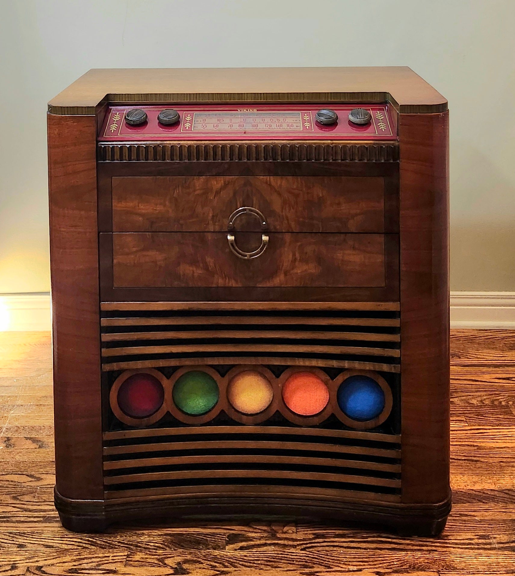Bluetooth HiFi modernized Art Deco stereo
