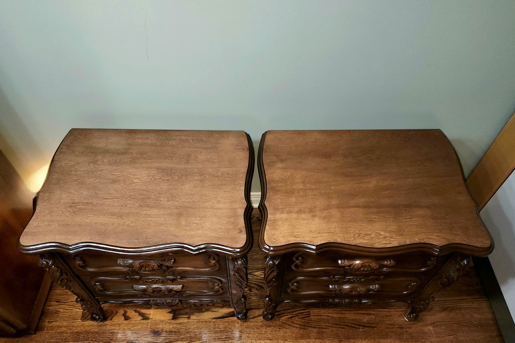 Ornate carved mahogany French Provincial nightstands (X2)