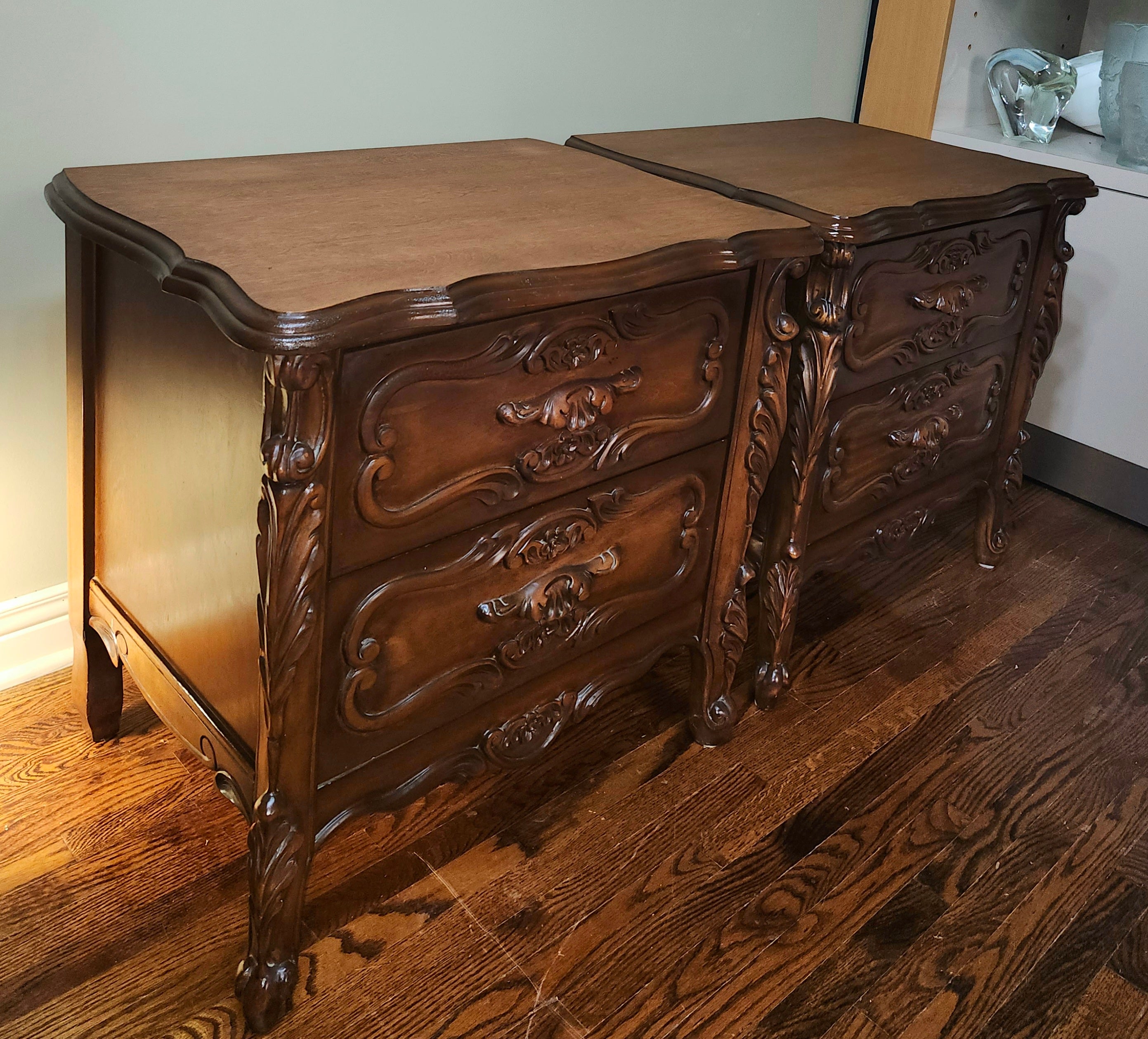Ornate carved mahogany French Provincial nightstands (X2)