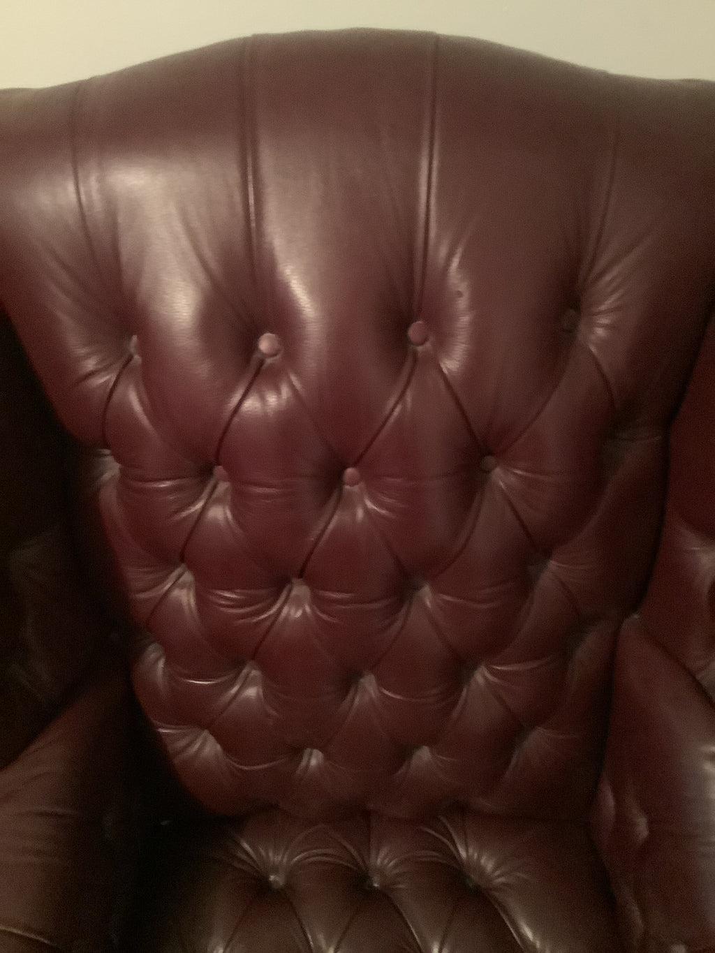 Vintage-classic wing back leather button tuft arm chair