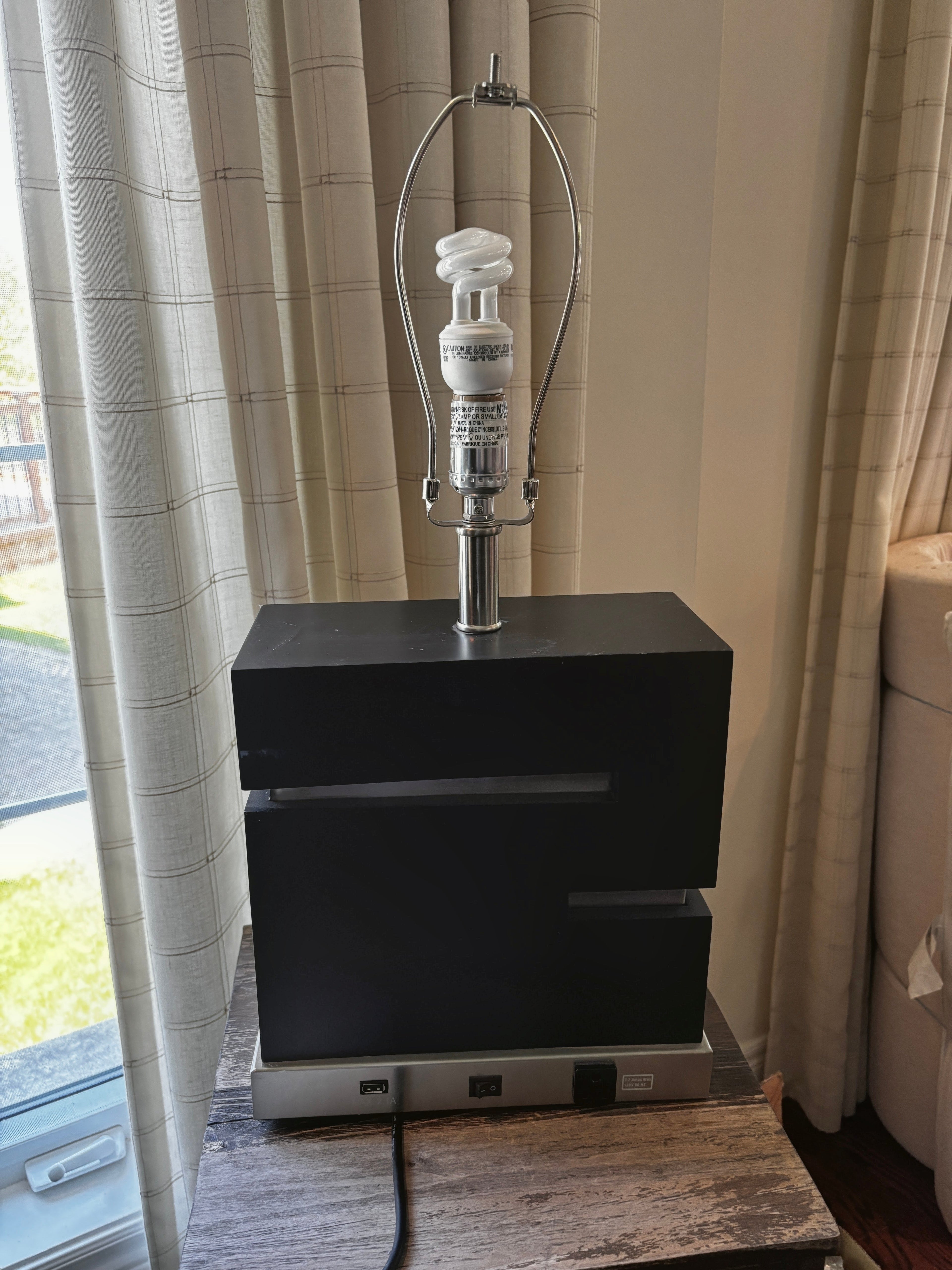 Malar Contract Lighting Modern S-Design Table Lamp (Model TL3505-202R)