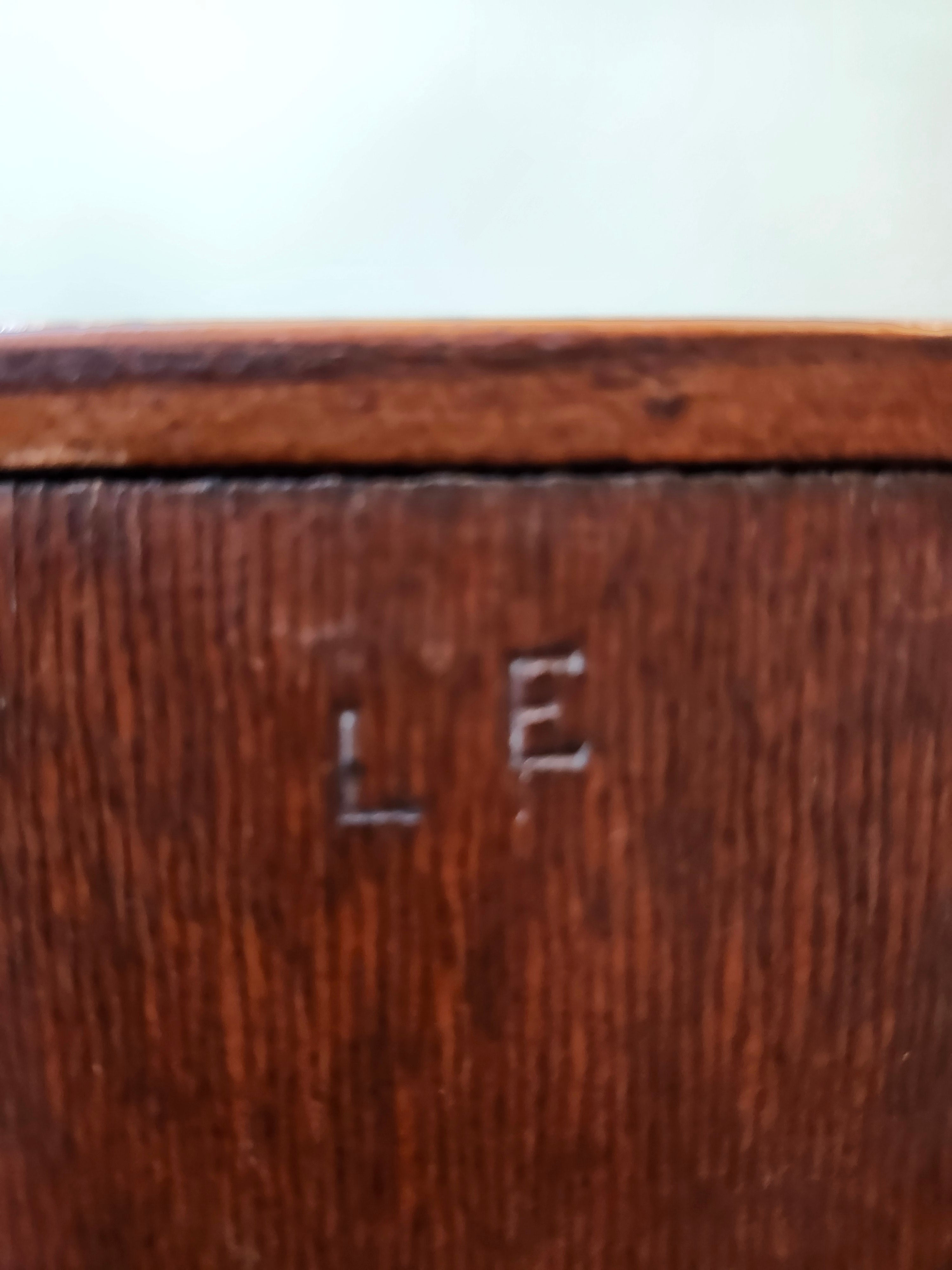 Romweber flame mahogany nightstands