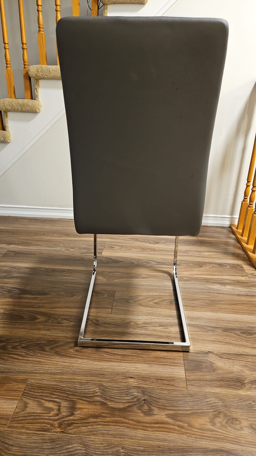 Structube Sarla Dining Table + 4 chairs + Bench