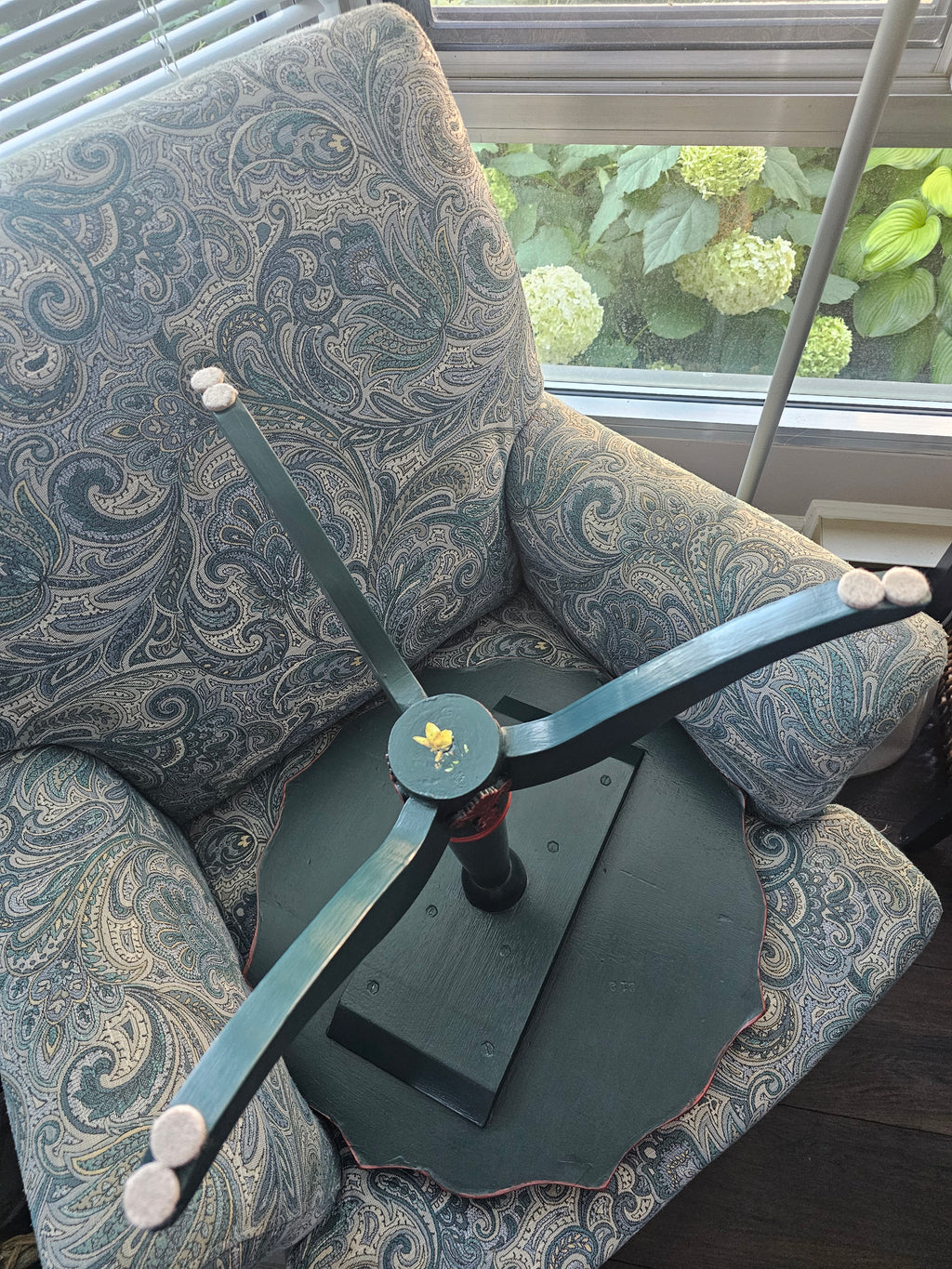 White Peacock Accent Table