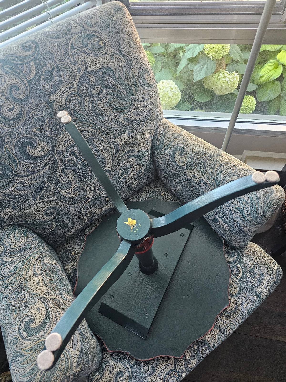 White Peacock Accent Table