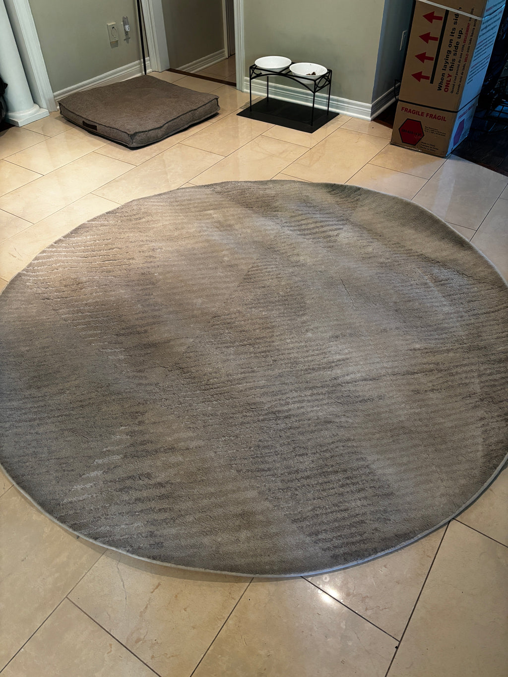 Premium Hand-Tufted Heavy Wool Area Rug - Grey / Beige