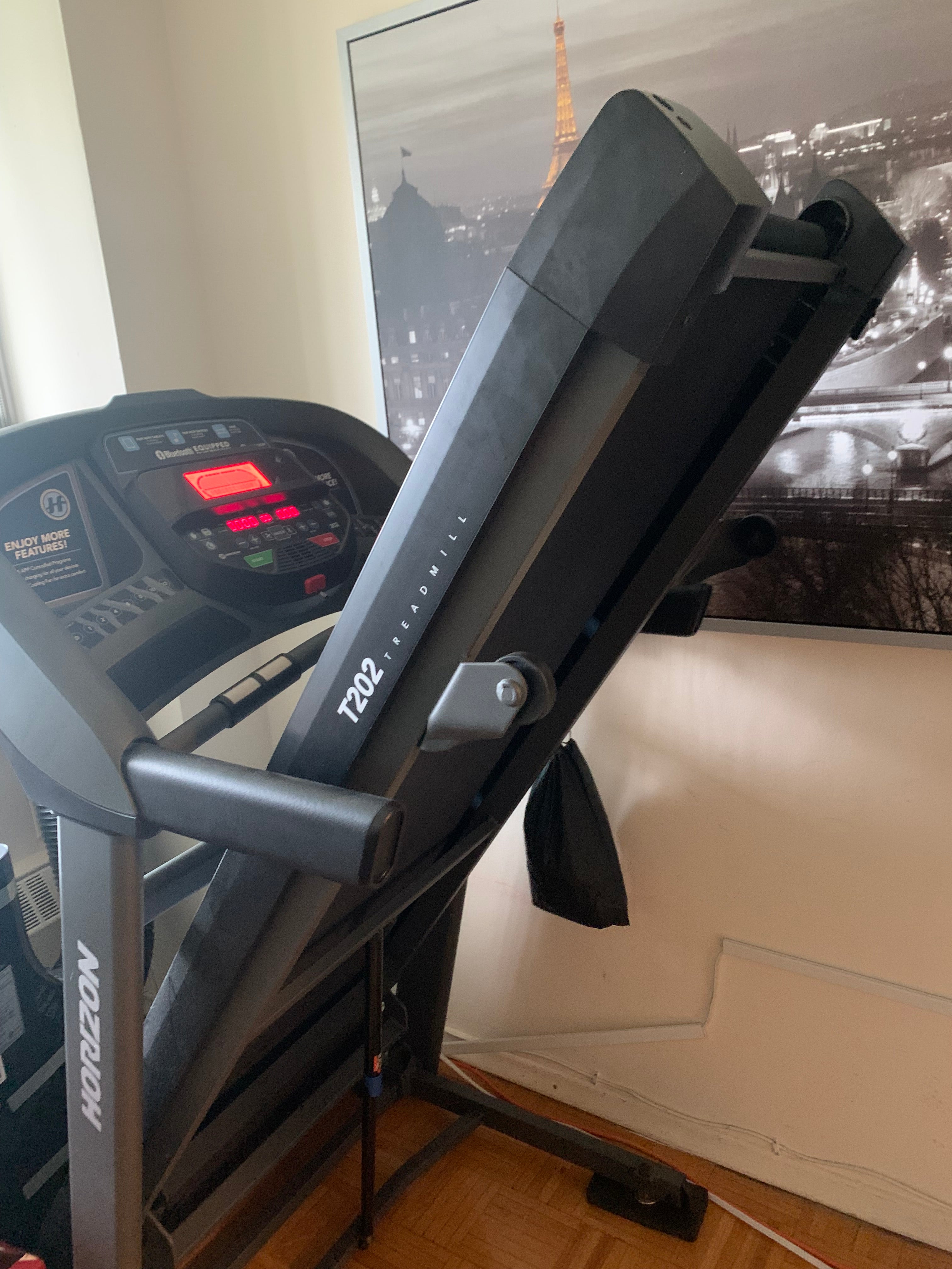 Hardly used treadmill