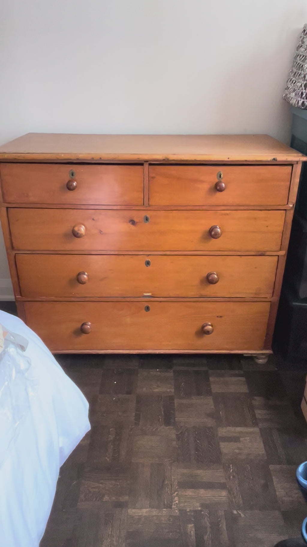 Vintage Pine 5-Drawer Dresser with Mirror