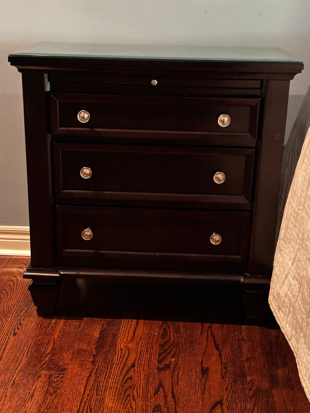 High-End Traditional 3-Drawer Nightstands / Bedside Tables - Pair