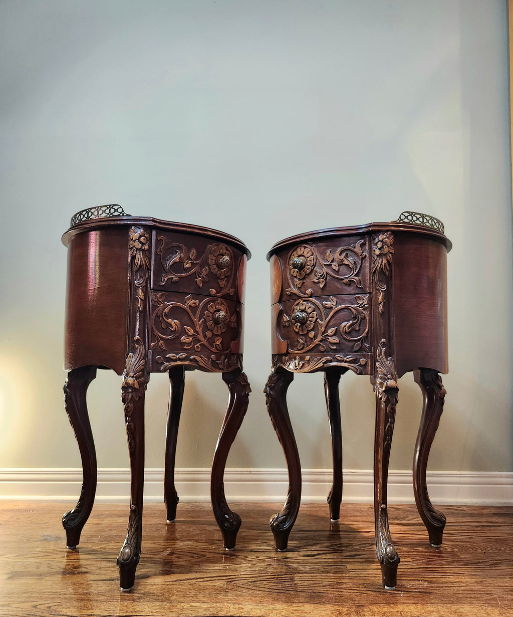 Antique Louis XIV French Provincial round drum nightstands