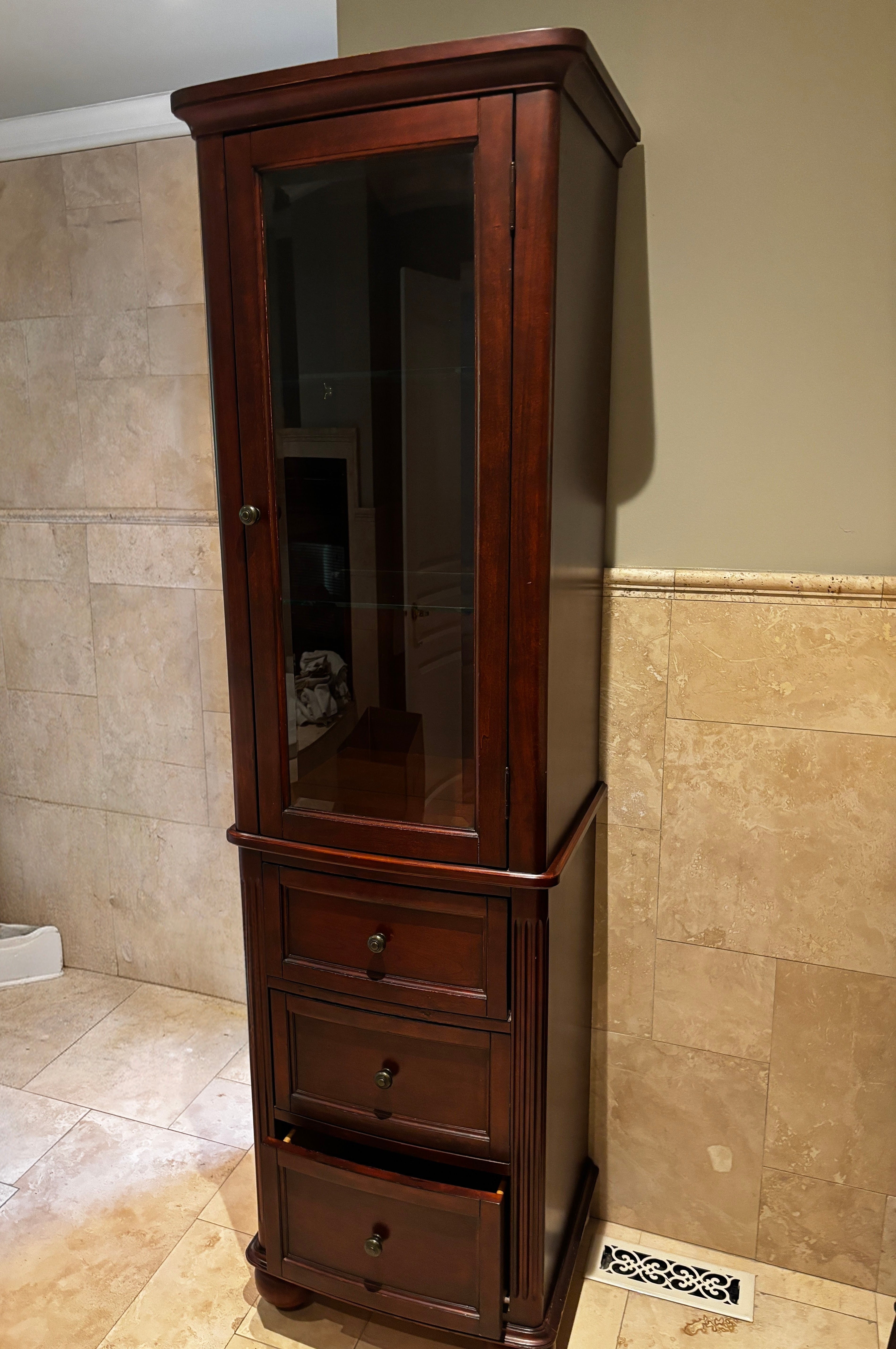 High-End Traditional Glass Front Display Cabinet / Bookcase