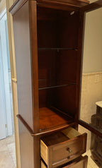 High-End Traditional Glass Front Display Cabinet / Bookcase