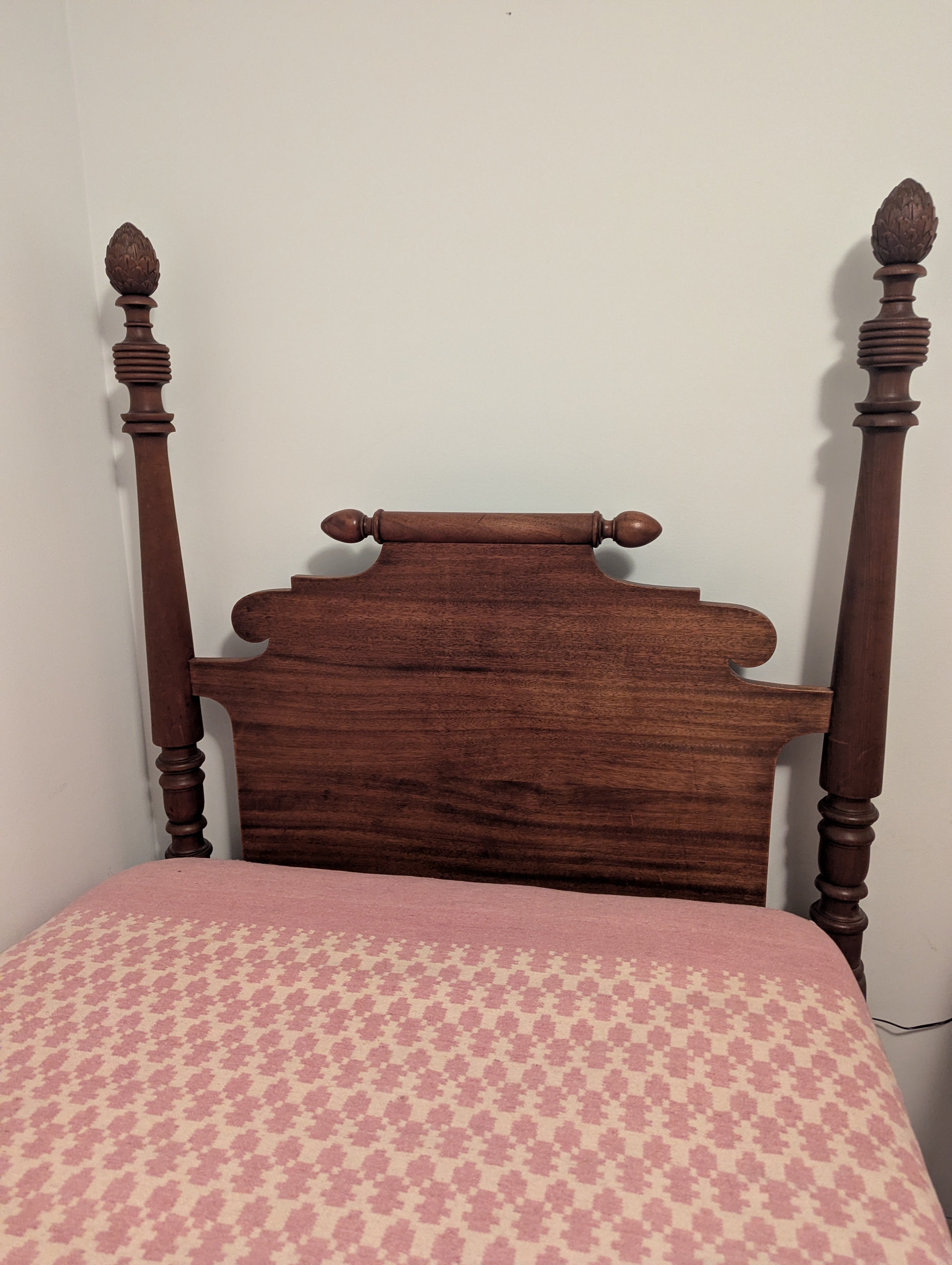 Single bed frame
